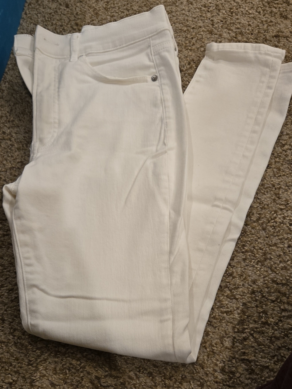 White Women's Slim Jeans - Classic Clean Finish